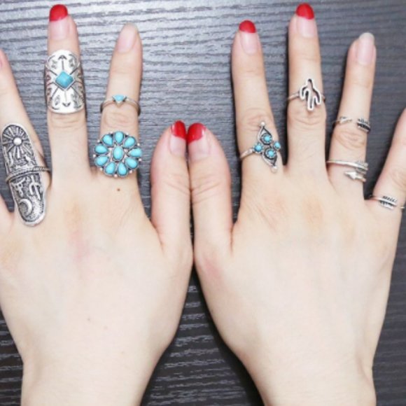 💎✨ Boho Silver and Turquoise Ring Set - Picture 4 of 6